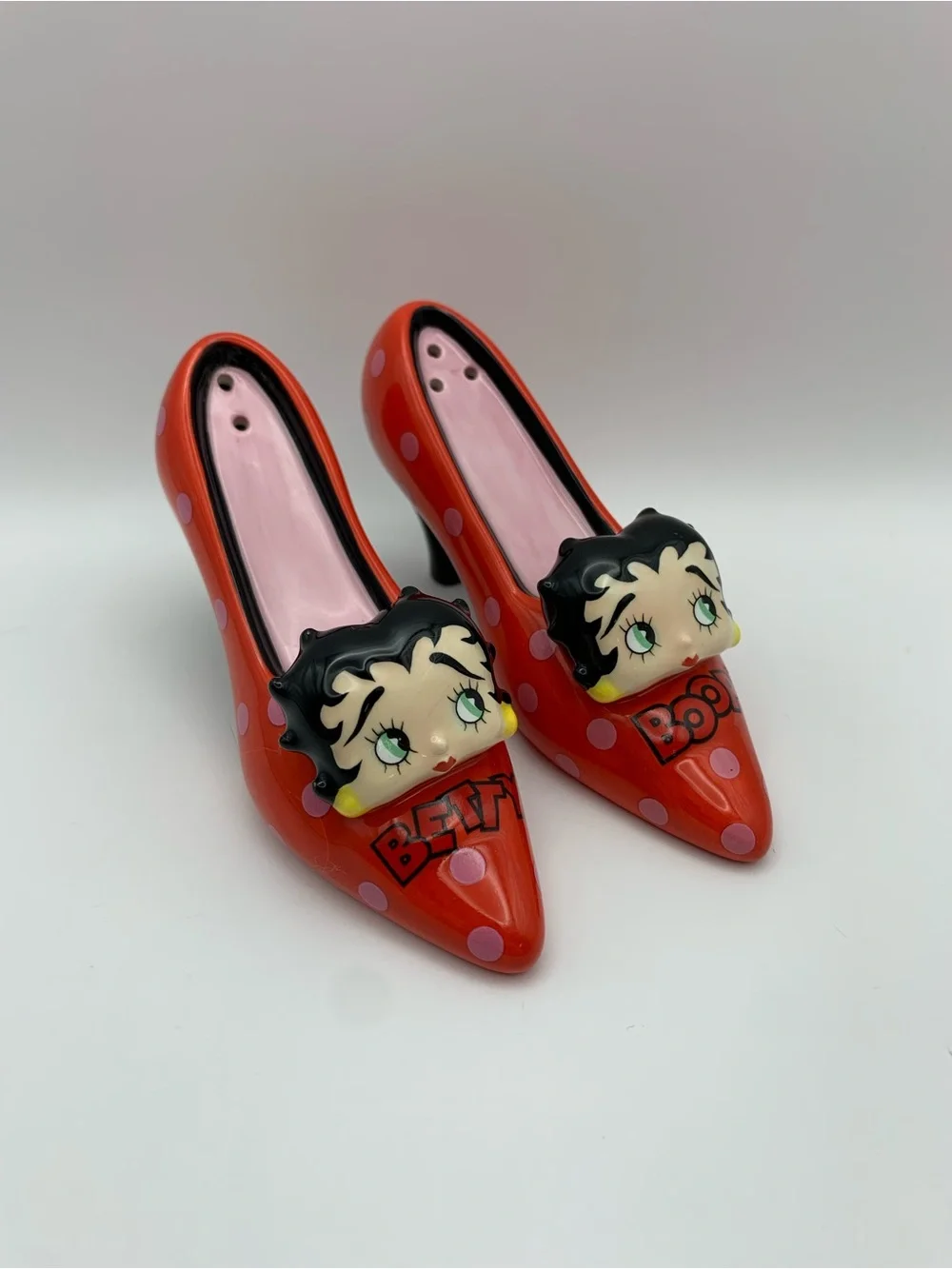 Betty Boop Salt & Pepper Shakers Red High Heel Shoes Pink Polka Dots